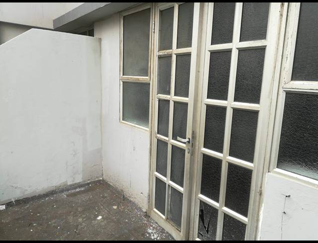 BEDROOM APARTMENT TO LET IN SOUTH BEACH